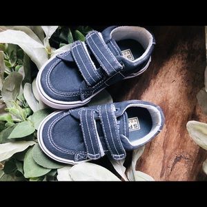 NIB Sperry Halyard toddler size 5 Navy Canvas